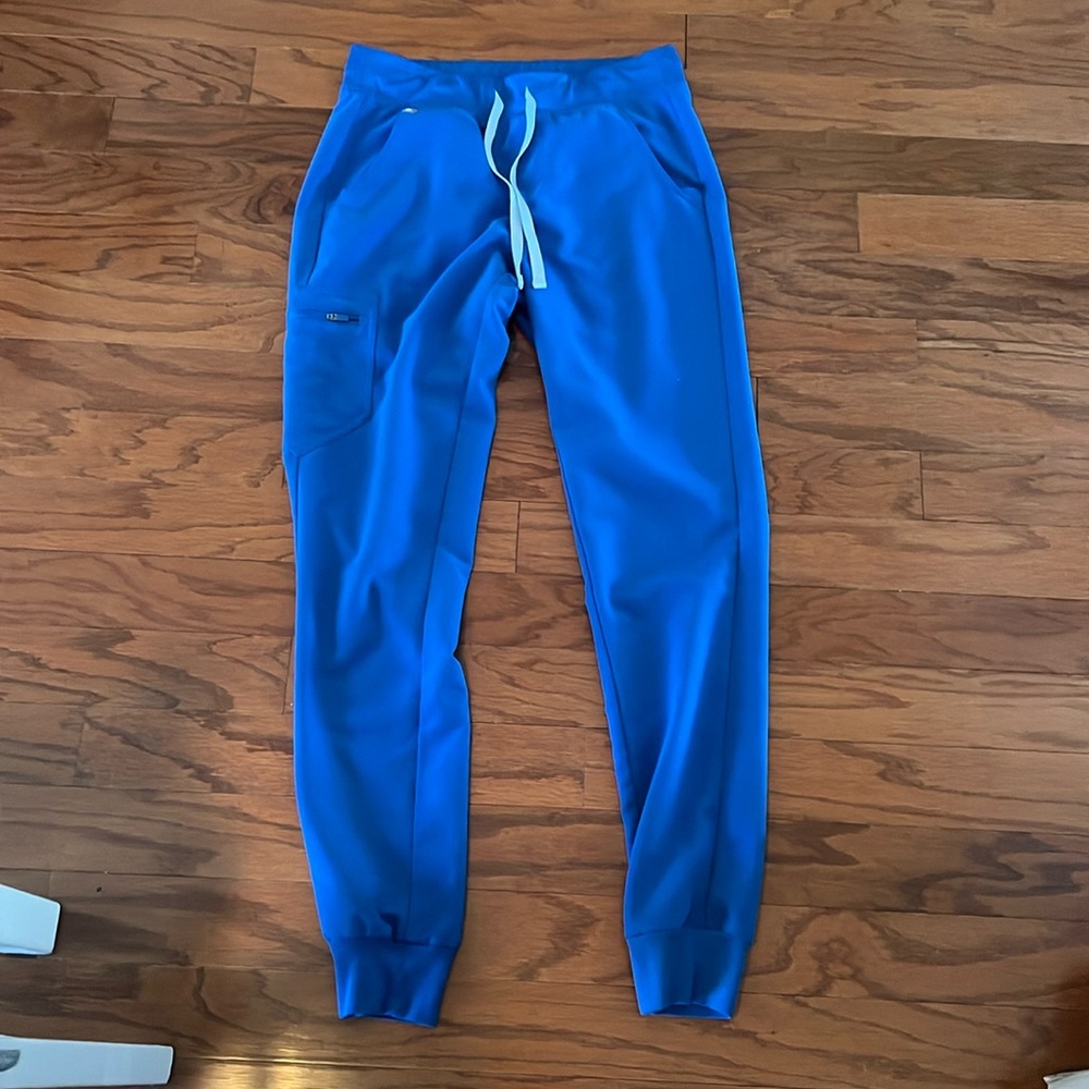 Scrub pants
